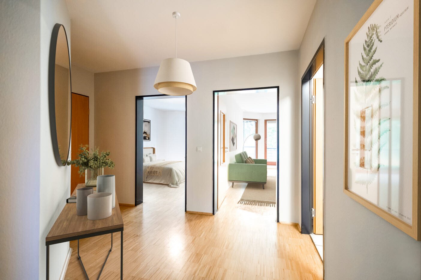 Barrierefreie, seniorengerechte und renovierte Wohnung mit Balkon und EBK in einer Servicewohnanlage