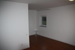 Schlafbereich mit Fenster Schlafbereich mit Fenster