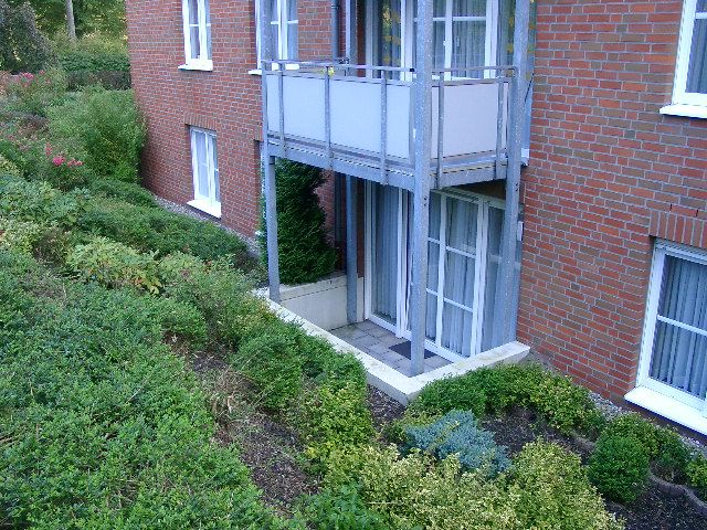 Souterrainwohnung mit Terrasse 